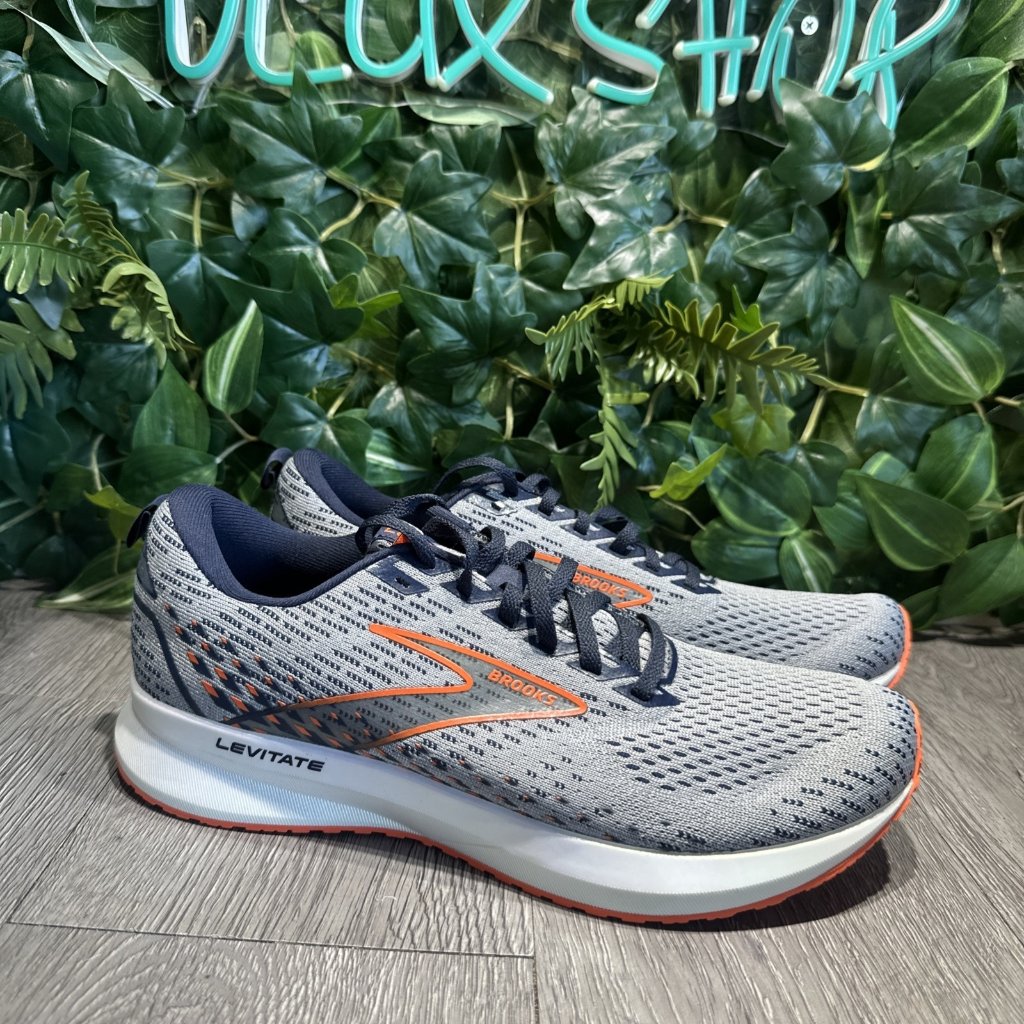 Men’s Brooks Levitate 5 Blue Orange Running Shoes Size 9 New Sample